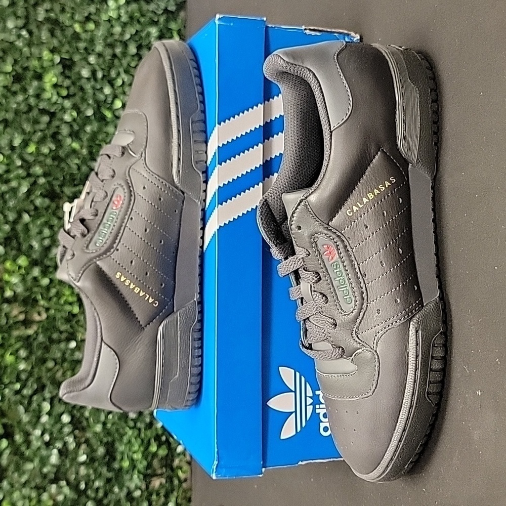 Size 8M Adidas Yeezy Powerphase Calabasas Core Black Sneakers CG6420